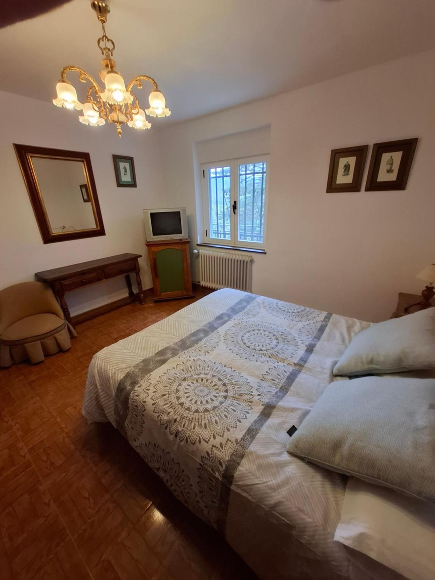 La Vista De Gredos Apartment นาวาร์เรดอนดา เด เกรโดส ภายนอก รูปภาพ