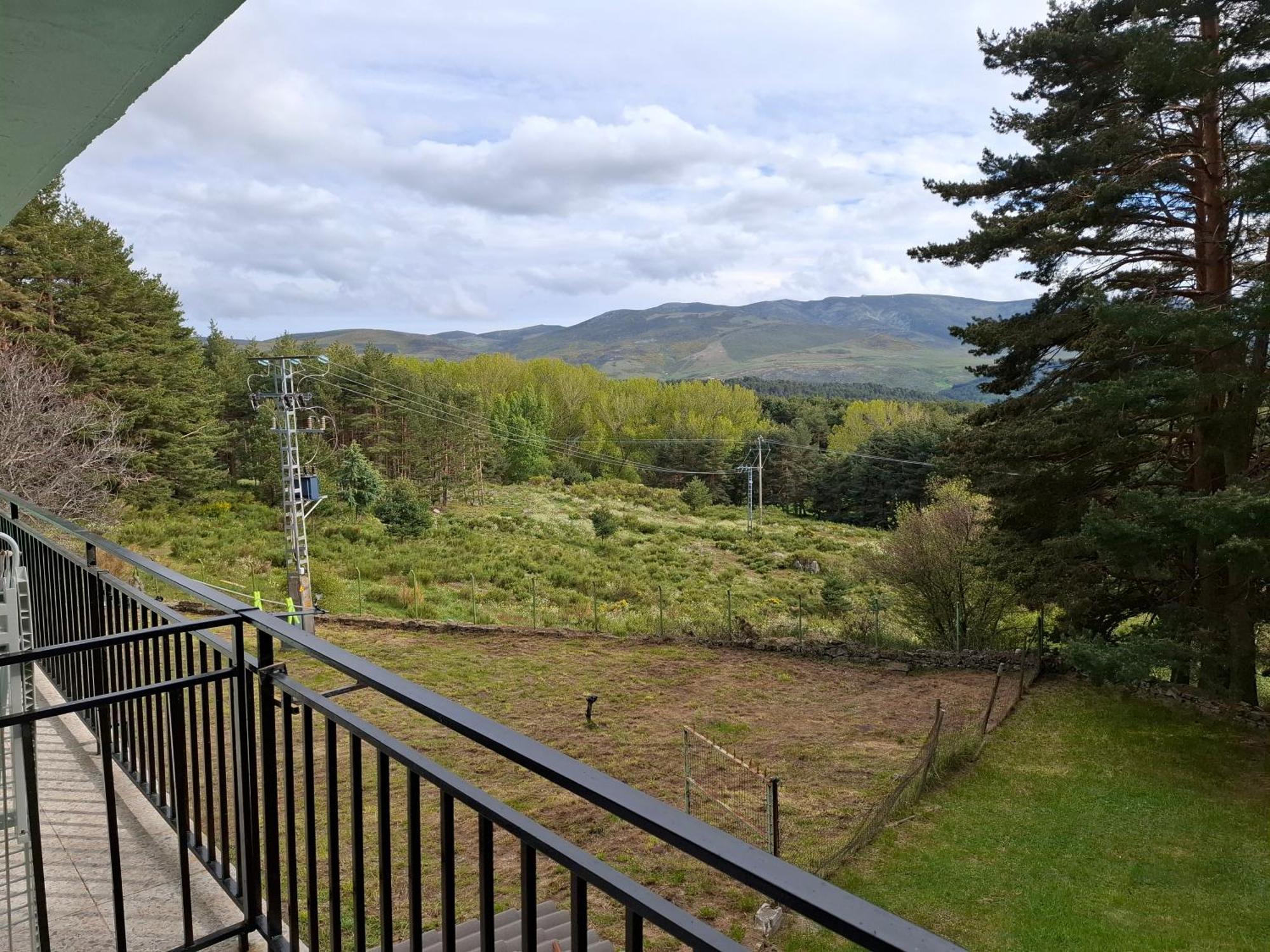 La Vista De Gredos Apartment นาวาร์เรดอนดา เด เกรโดส ภายนอก รูปภาพ